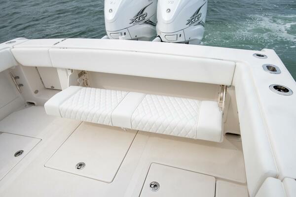 38ft Jupiter Yacht For Sale