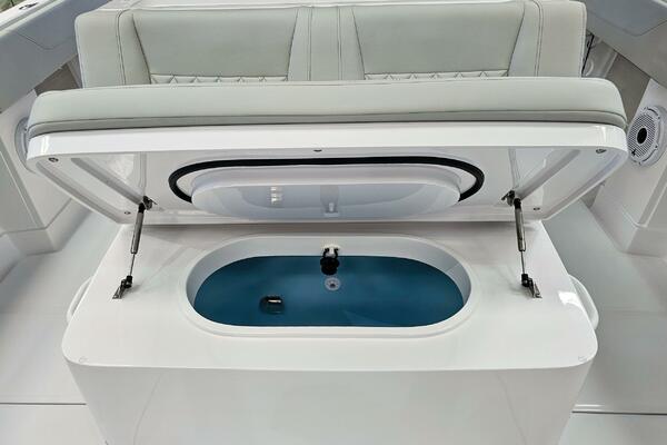 38ft Jupiter Yacht For Sale