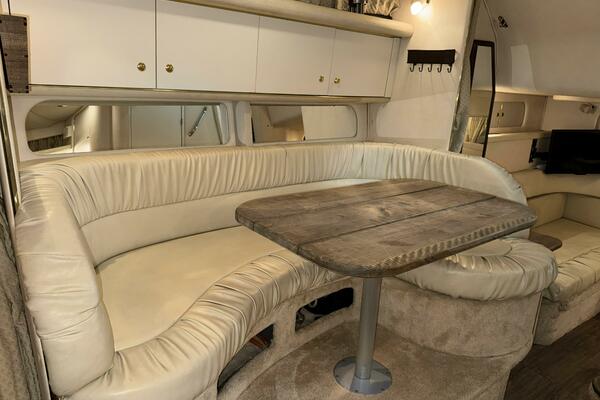 34ft Sea Ray Yacht For Sale