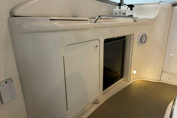 34ft Sea Ray Yacht For Sale