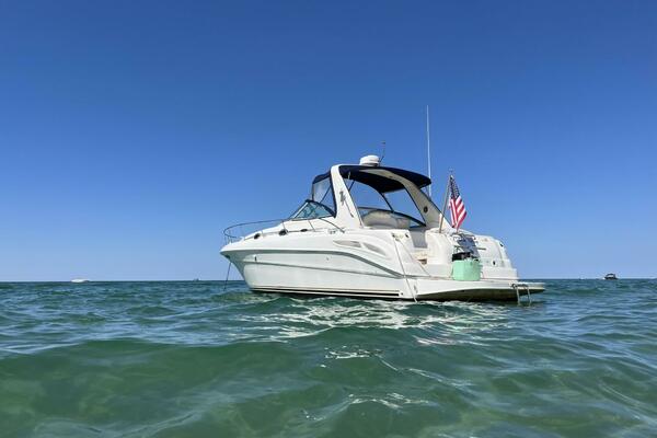 34ft Sea Ray Yacht For Sale