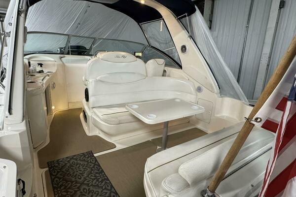 34ft Sea Ray Yacht For Sale