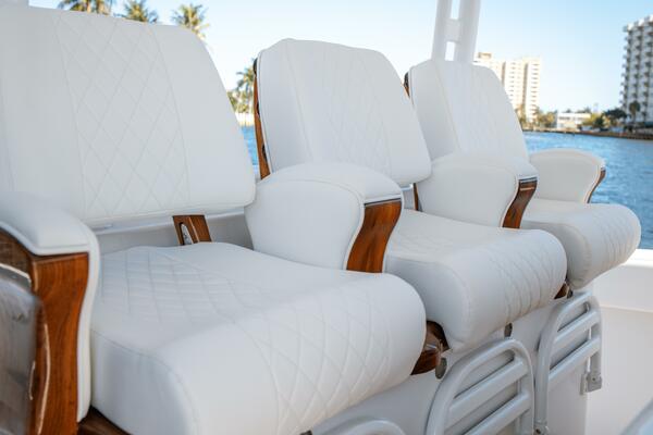 40ft Jupiter Yacht For Sale