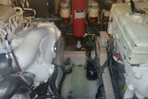 Sea Ray Sundancer 460 Yacht For Sale