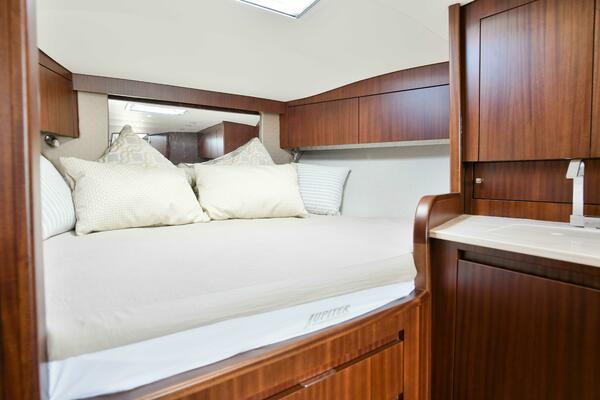 41ft Jupiter Yacht For Sale