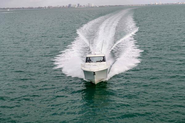 41ft Jupiter Yacht For Sale