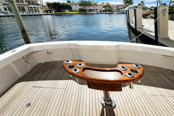 Lysea Lu  46ft Viking Yacht For Sale