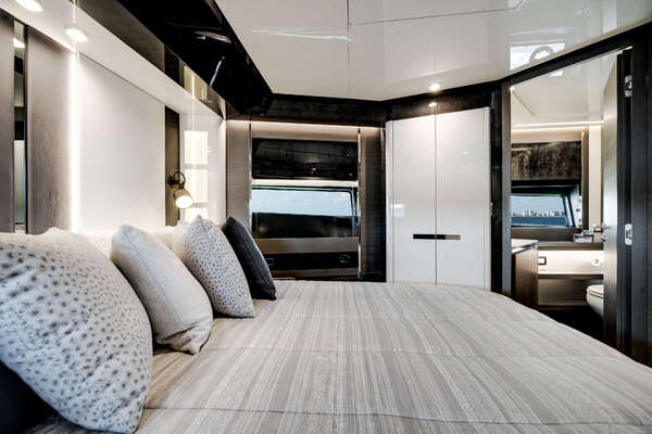 Azimut S8 Yacht For Sale