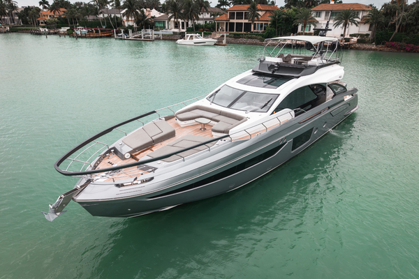 80ft Azimut Yacht For Sale