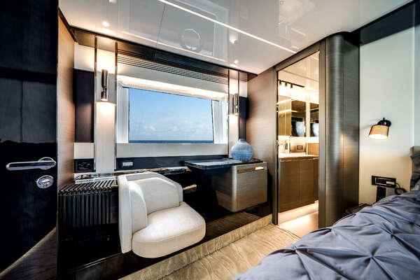 Azimut S8 Yacht For Sale