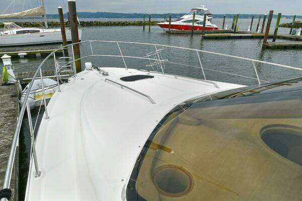Sea Ray 44 Sedan Bridge Yacht For Sale