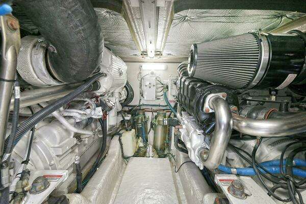 Sea Ray 44 Sedan Bridge Yacht For Sale