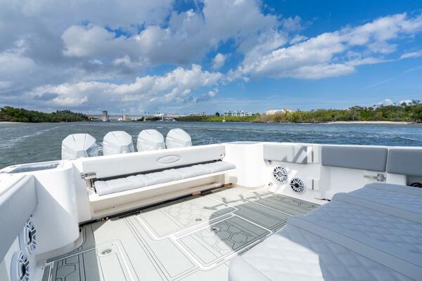 BRAMATE 41ft BlackWater Yacht For Sale