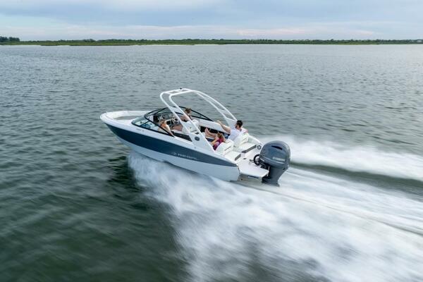 22ft Regal Yacht For Sale