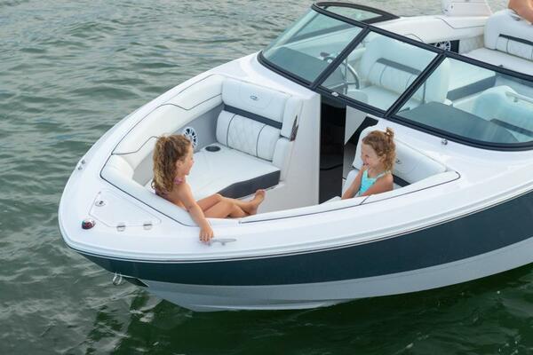 22ft Regal Yacht For Sale