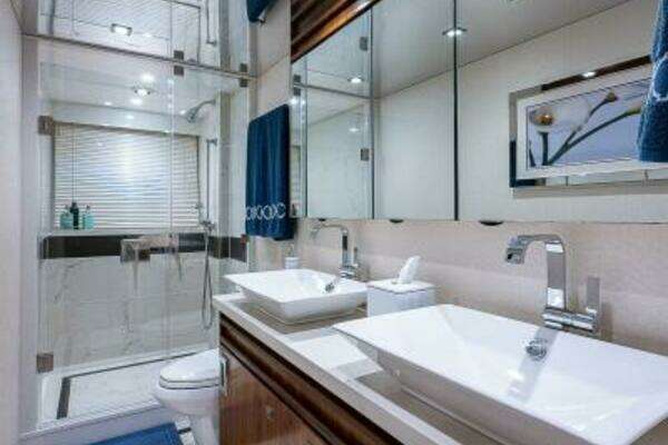 Viking 75 Motoryacht Yacht For Sale