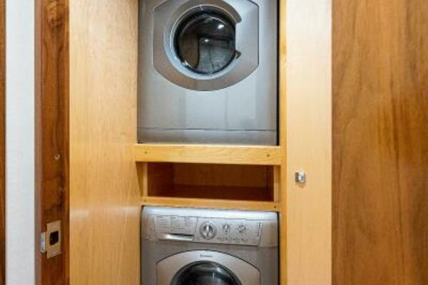 Viking 75 MIRAGE - Laundry 