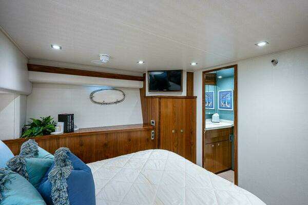 Viking 75 Motoryacht Yacht For Sale