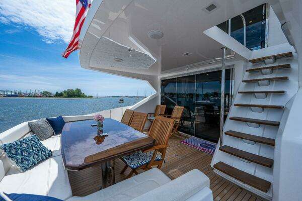 Viking 75 Motoryacht Yacht For Sale