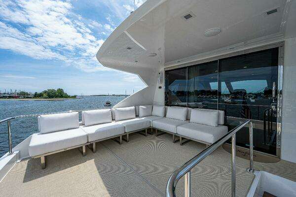 Viking 75 Motoryacht Yacht For Sale