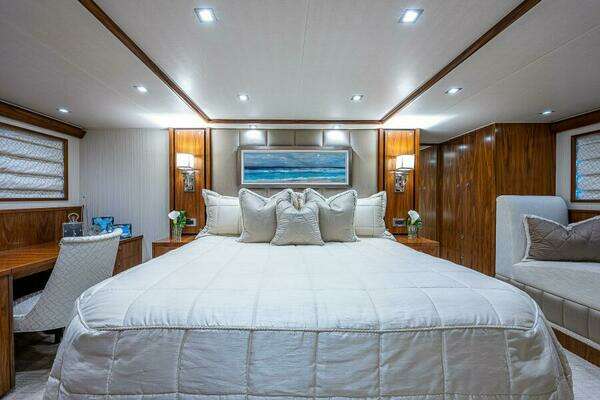 Viking 75 Motoryacht Yacht For Sale