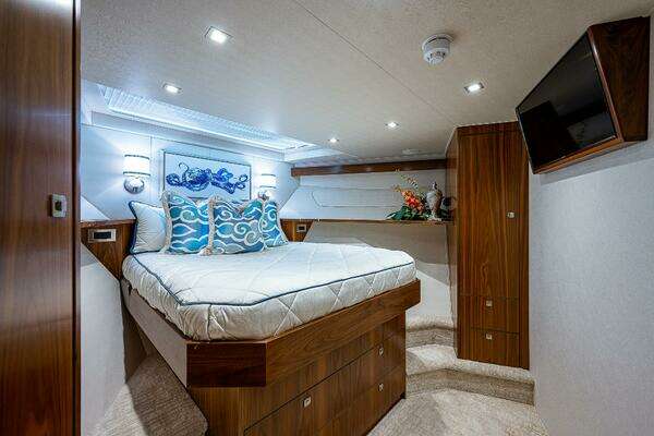 Viking 75 Motoryacht Yacht For Sale