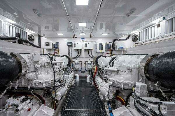 Viking 75 Motoryacht Yacht For Sale