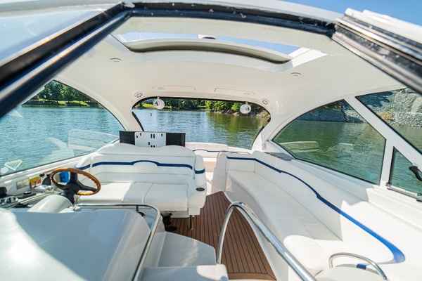 Pilot s Discretion II 45ft Formula Yacht For Sale