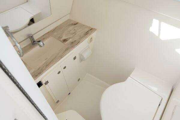 Pursuit DC 325 Dual Console Yacht For Sale