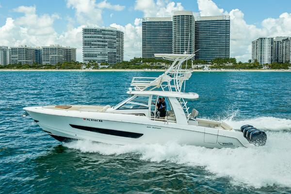 42ft Boston Whaler Yacht For Sale