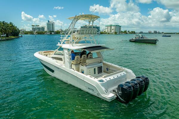 42ft Boston Whaler Yacht For Sale