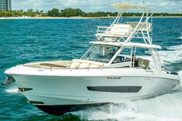 42ft Boston Whaler Yacht For Sale