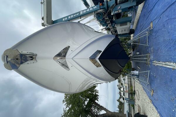 42ft Boston Whaler Yacht For Sale