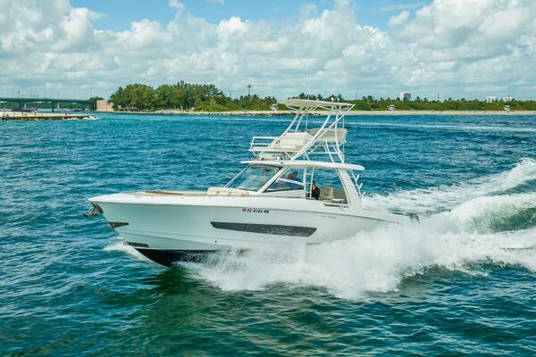 42ft Boston Whaler Yacht For Sale