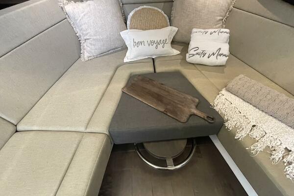 42ft Boston Whaler Yacht For Sale