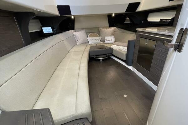 42ft Boston Whaler Yacht For Sale