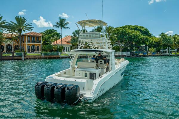 42ft Boston Whaler Yacht For Sale