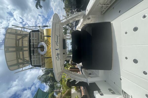 42ft Boston Whaler Yacht For Sale