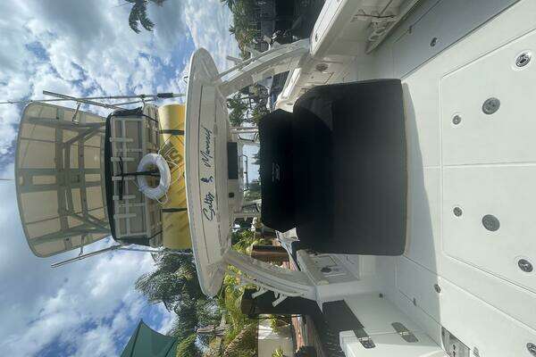 Boston Whaler  Yacht For Sale