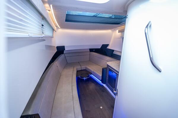 42ft Boston Whaler Yacht For Sale