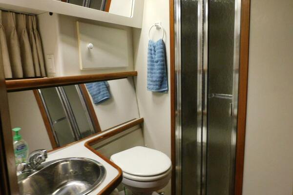 La Vida 44ft Carver Yacht For Sale