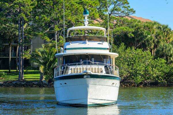 Hatteras 63 Motor Yacht Yacht For Sale