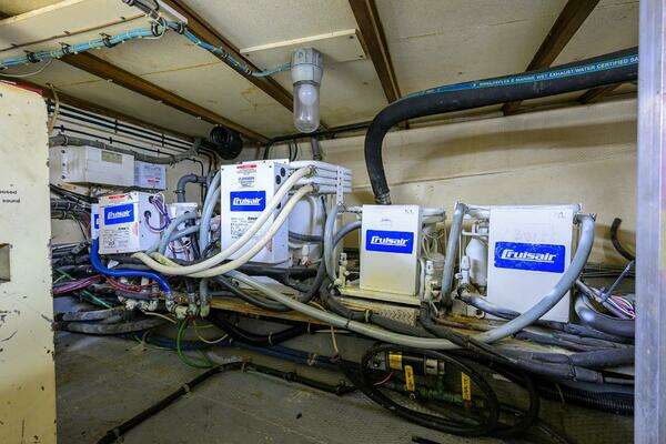 Hatteras 63 Motor Yacht Yacht For Sale