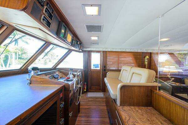 Hatteras 63 Motor Yacht Yacht For Sale