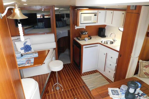 Squall Line 35ft Tiara Yachts Yacht For Sale
