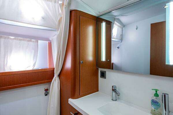 Beneteau Trawler 44 Yacht For Sale