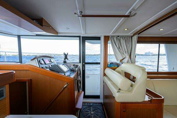 Beneteau Trawler 44 Yacht For Sale