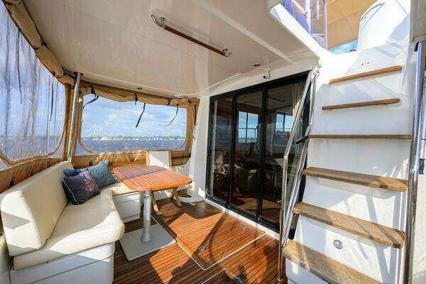 Beneteau Trawler 44 Yacht For Sale