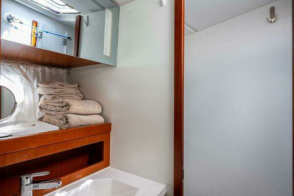 Beneteau Trawler 44 Yacht For Sale