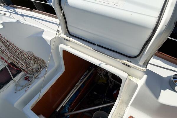 BON TEMPS 31ft Beneteau Yacht For Sale